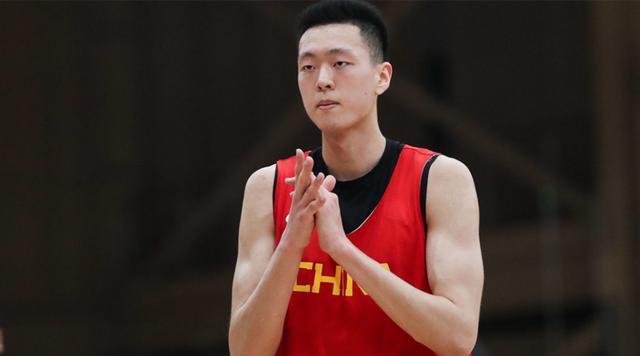 建已经效力, 恭喜邱彪指