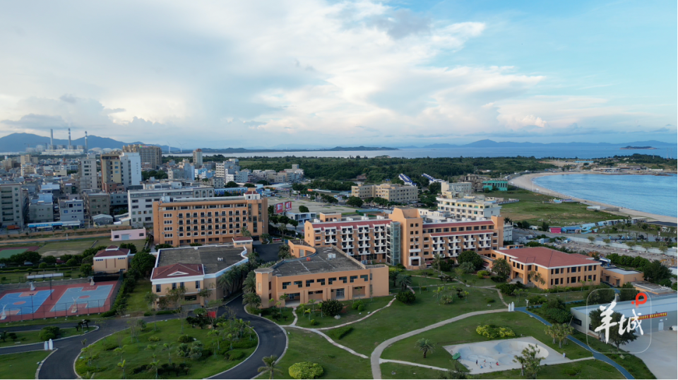 千年古刹天, 遗风承鄞韵