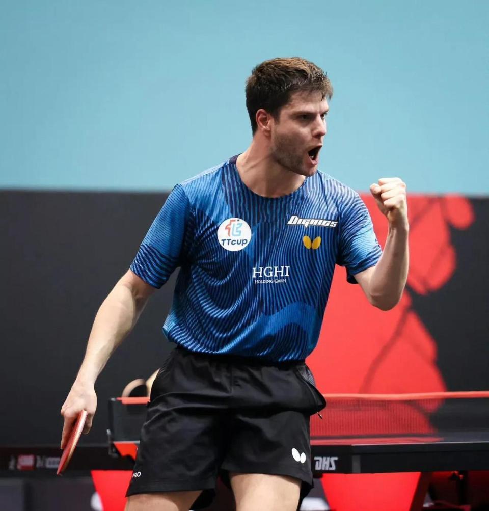 坛成名已久, 然选择了柳