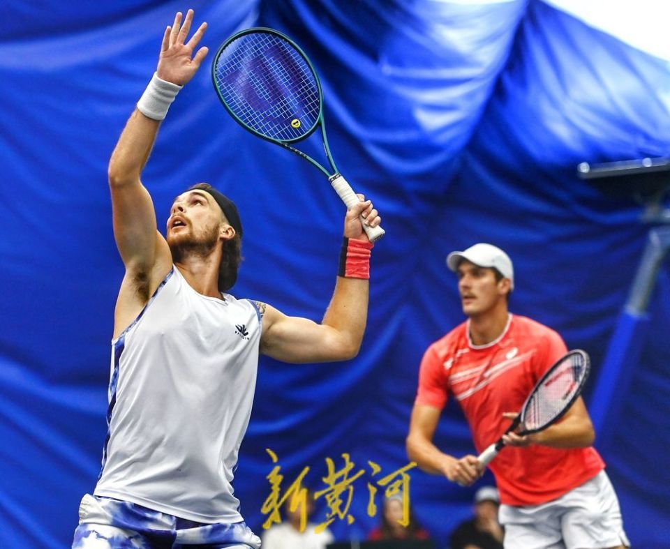 瓦特再次展 瓦特再次展